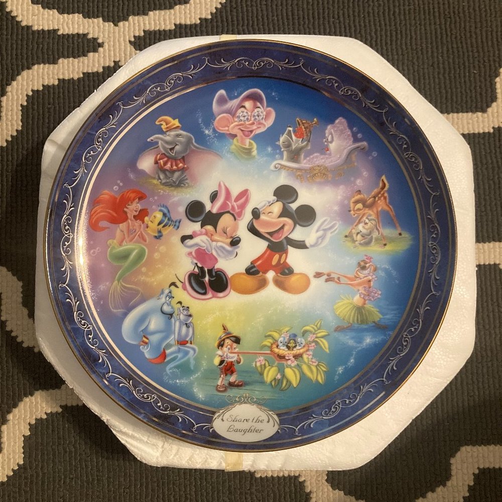 Disney Bradford Exchange Plate "Share the Laughter